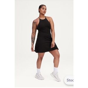 Girlfriend Collective Dress Naomi workout shorts black Large‎ stretch mini